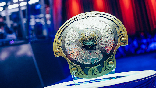 Dota 2 в 2025 году: триумфы, падения и будущее киберспорта